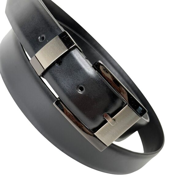 Men's Dress Belt Size 42 Black Smooth Genuine Leather Classic Square Buckle - Picture 2 of 6